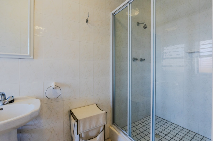 4 Bedroom Property for Sale in Stilbaai Wes Western Cape